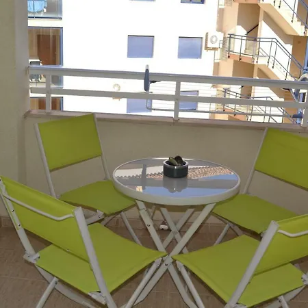 Estrella Daly Apartment